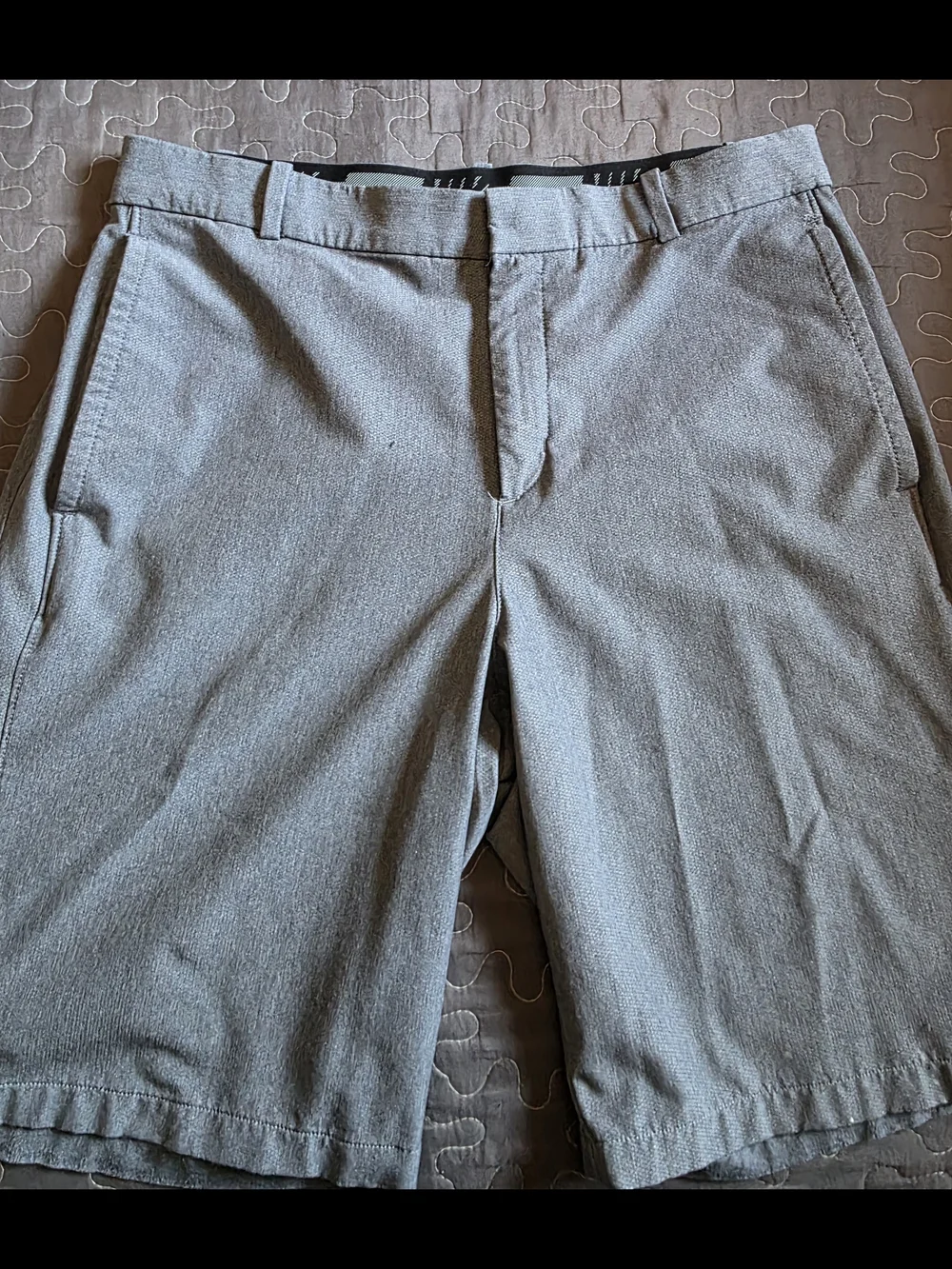 Nike Men's Light Gray Athletic Shorts with Belt Loops